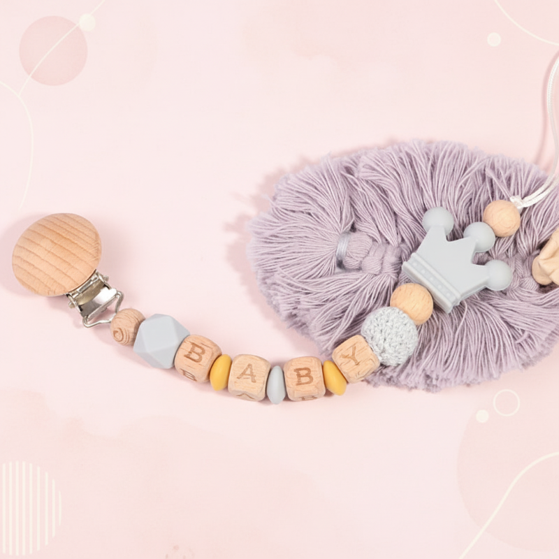 Personalized Pacifier Chain – Sikker & stilfuld – Personlig sutterkæde