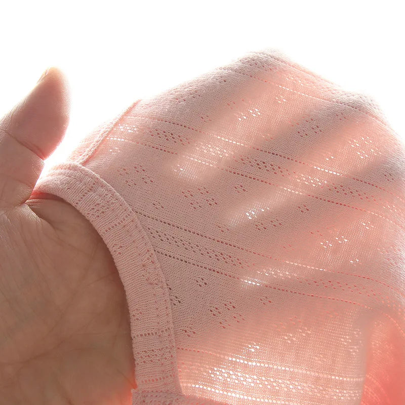 Summer Bodysuit – Leicht & bequem – Gestrickter Baby-Strampler