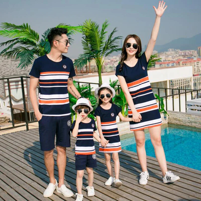 Mini Fashion™ - Spaß für die Familie - Gestreiftes Familienset