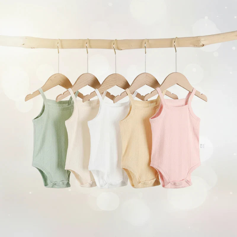 Summer Bodysuit – Let og behagelig – strikket babybody