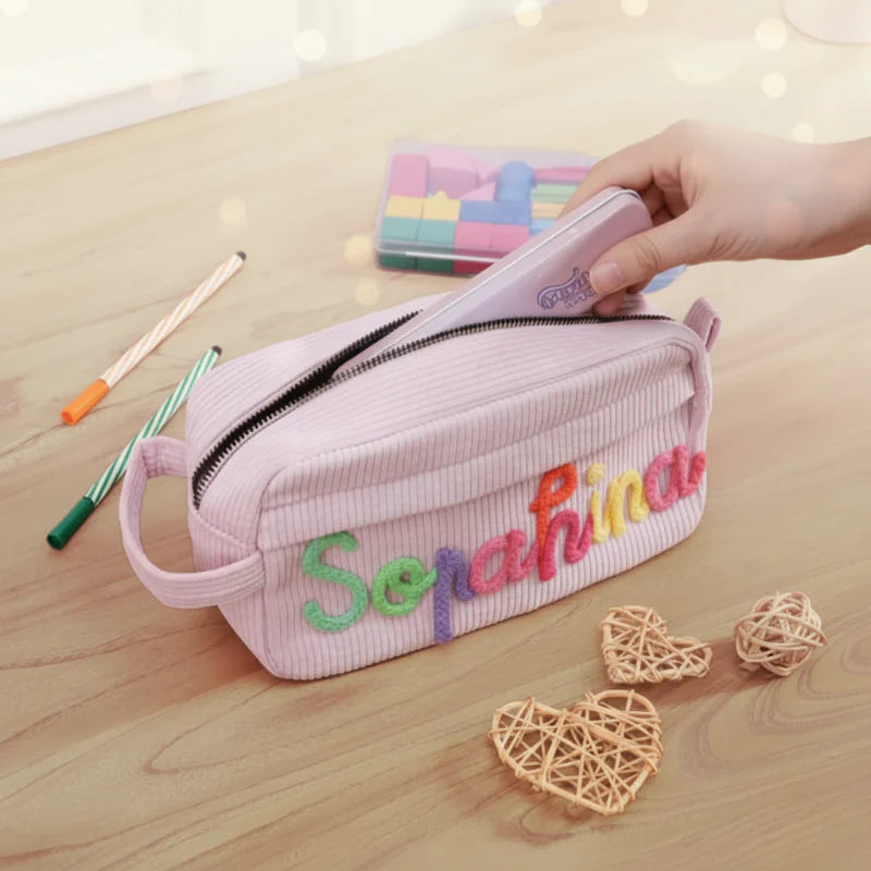 SchoolJoy – Praktisch & Persönlich – Personalisiertes Federmäppchen
