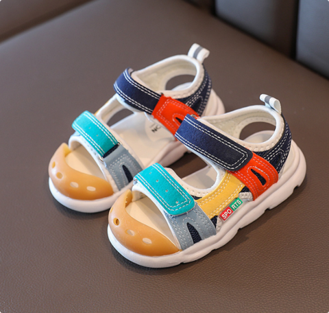Mini Fashion™ - Sommerliche Sandabenteuer - Kindersandalen